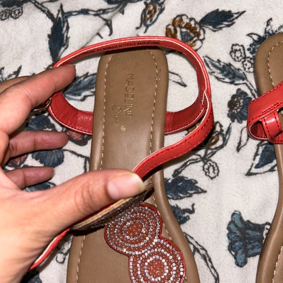 Sandals - Picture 2 of 3